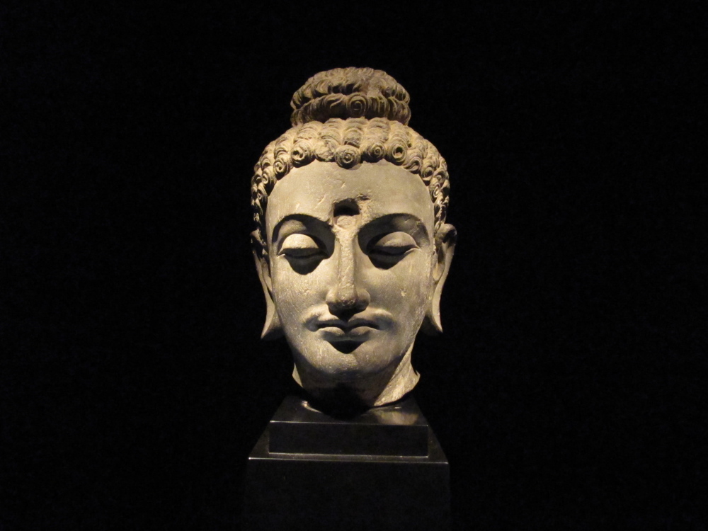 ガンダーラの仏像 2 Gandhara Style Buddhea Image 2 写真の旅