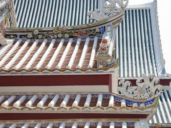 Wat Boworniwet 101022-05.jpg